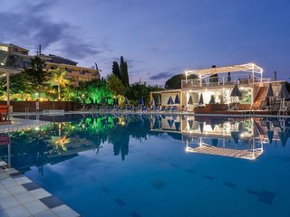 koukounaria hotel and suites