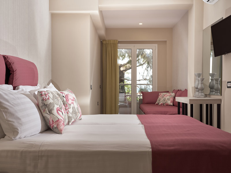koukounaria hotel and suites