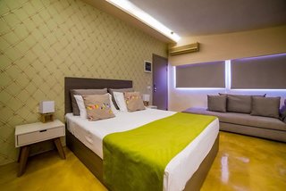 koukounaria hotel and suites
