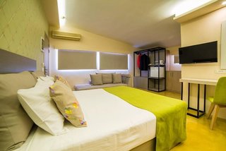koukounaria hotel and suites