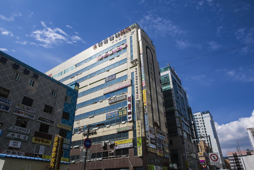 central hotel