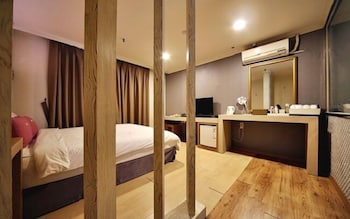 central hotel