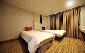 central hotel