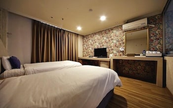 central hotel