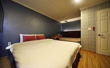 central hotel