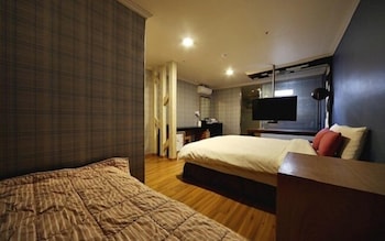 central hotel