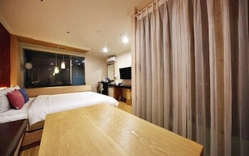 central hotel