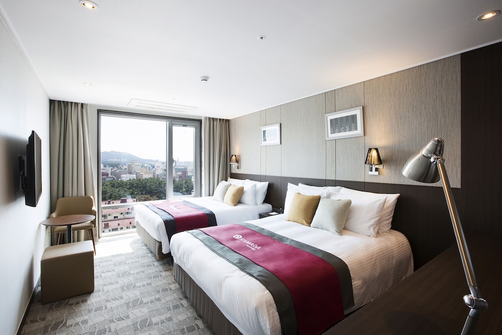 ramada jeju city hall