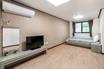 yeoninsan hot spring resort