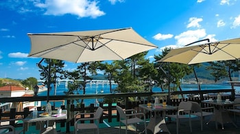 Tongyeong Tulip Pension,Near The Beach,3 star