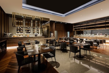 ramada seoul sindorim hotel