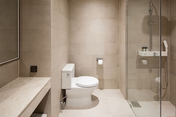 ramada seoul sindorim hotel