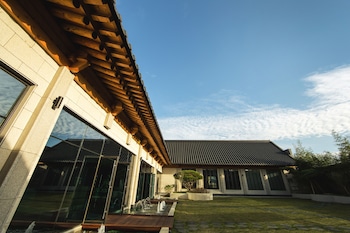 ramada seoul sindorim hotel