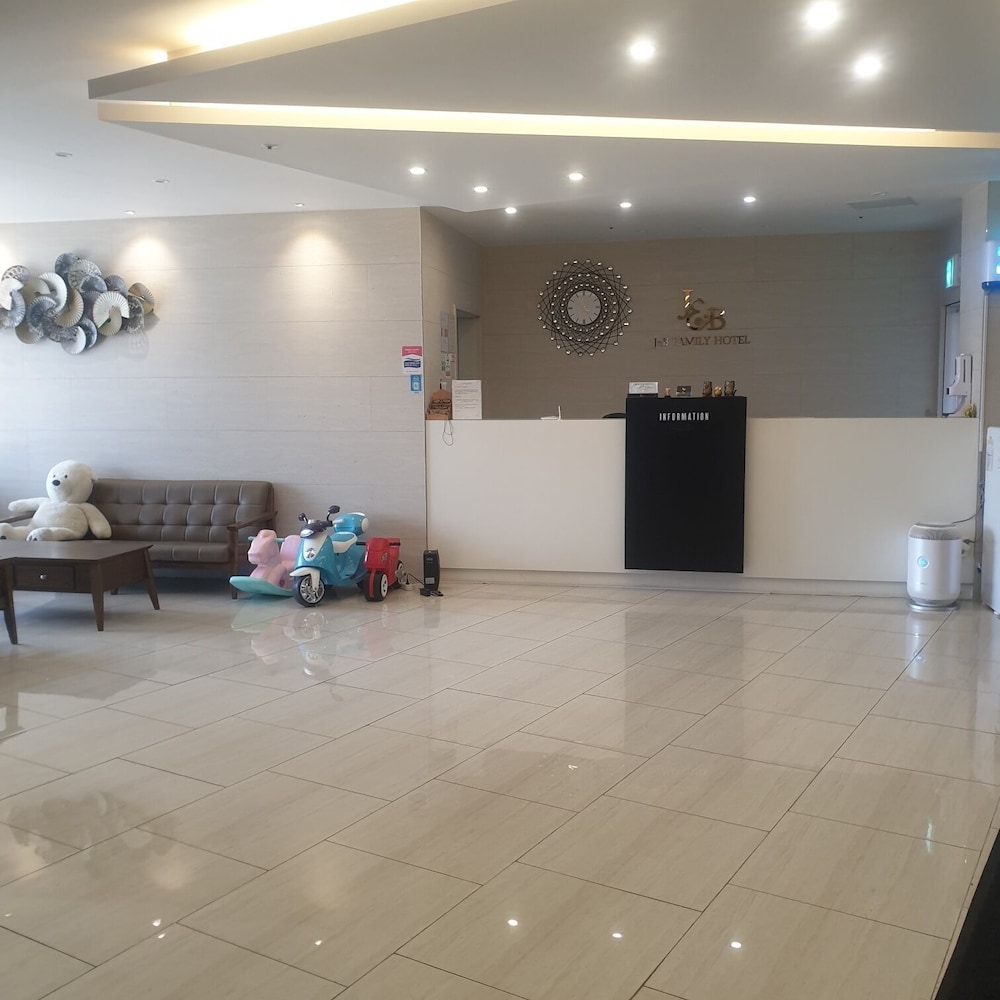 jnb family hotel