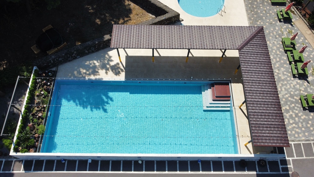 jnb family hotel