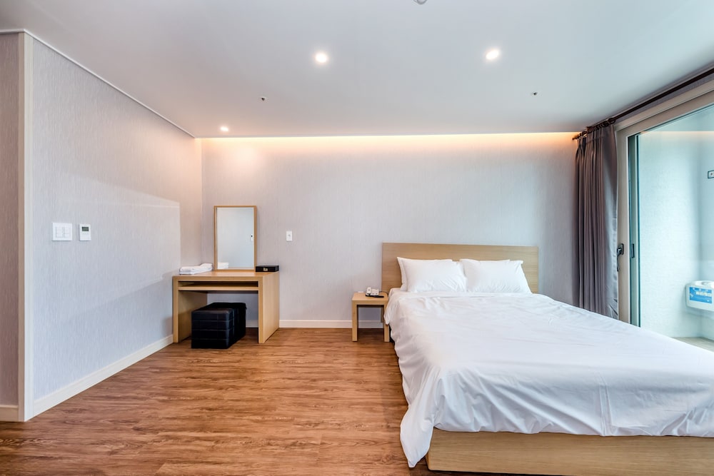 jnb family hotel