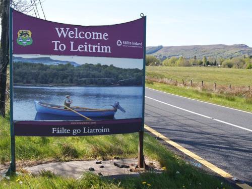 Clancys Of Glenfarne,Drumshanbo>>County Sligo,2 star