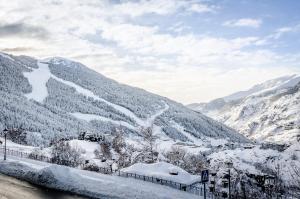 Apartamentos Prat De Les Molleres,Andorra La Vella>>Andorra,3 star