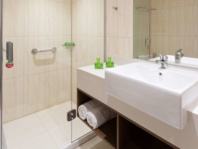 ibis styles curitiba aeroporto
