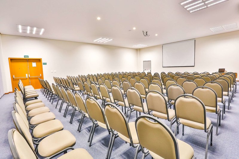 comfort hotel mogi guacu