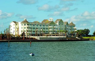 the waterfront inn