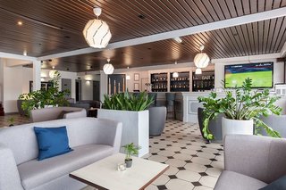 kyriad prestige compiegne