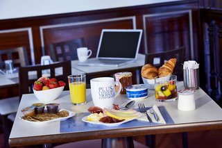 kyriad prestige compiegne