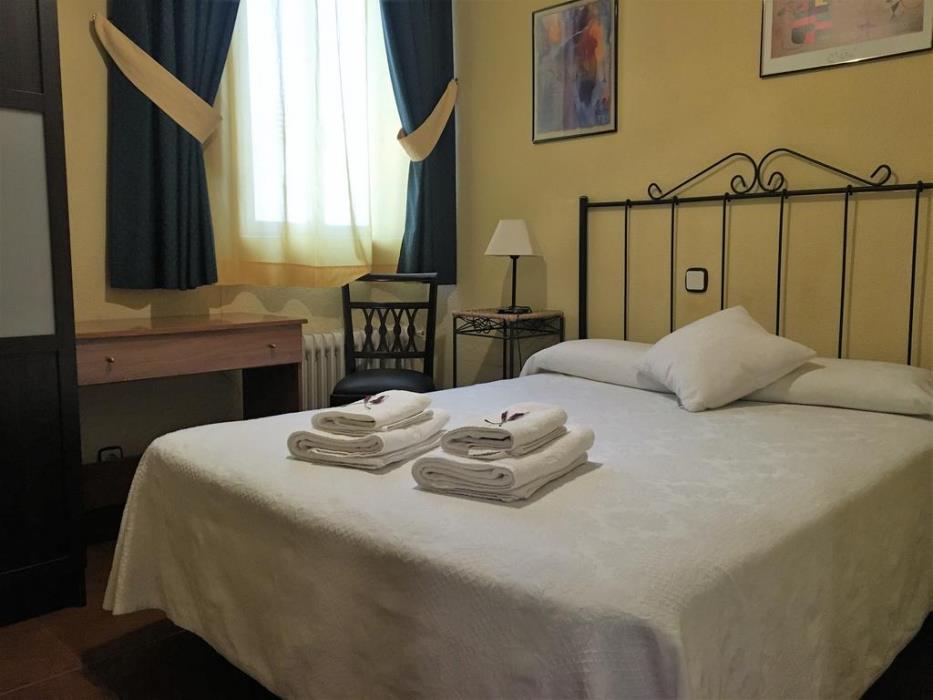 hostal tokio