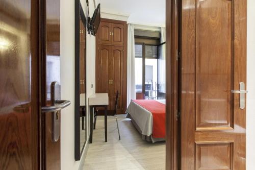 hostal castilla i atocha