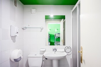 motion chueca hostel