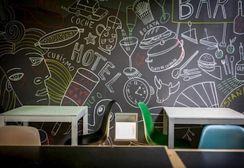 motion chueca hostel