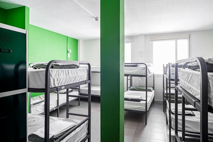 motion chueca hostel