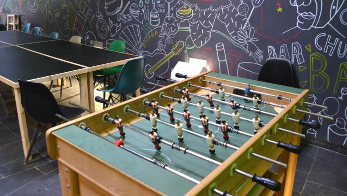 motion chueca hostel