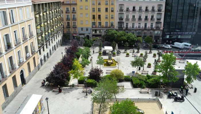 motion chueca hostel