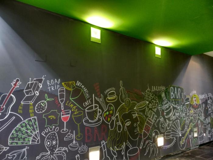 motion chueca hostel