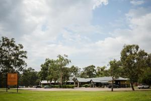 pokolbin village
