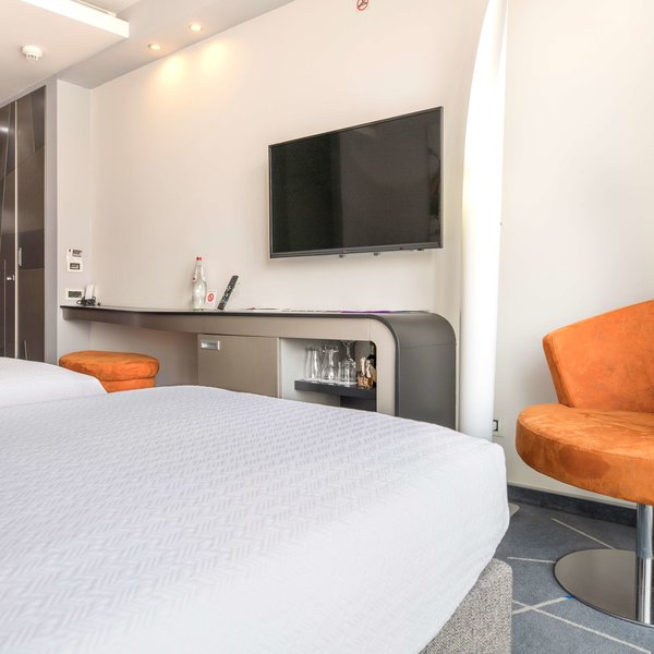 golden tulip zira belgrade