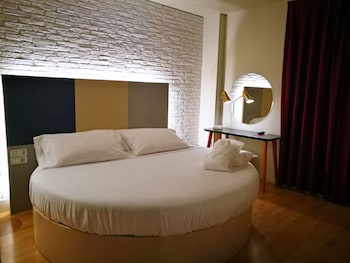 h la paloma love hotel adults only