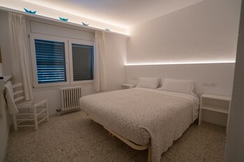 hostal marina cadaques