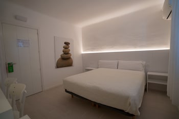 hostal marina cadaques