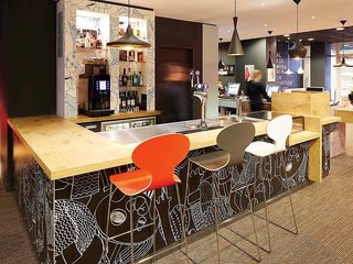 ibis reading centre