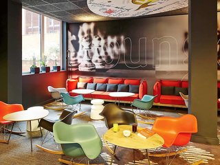 ibis reading centre