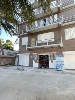 caye caulker beach hotel