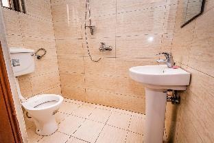 Giraffe Park Hotel,Kyambogo>>Kampala,2.5 star