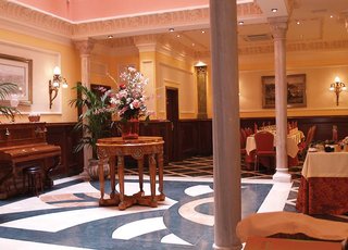 Hotel Reina Cristina,Andalusia>>Granada,3 star