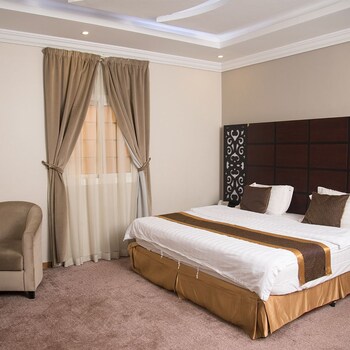 city center plaza aparthotel