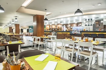 radisson hotel and apartments dammam industrial city