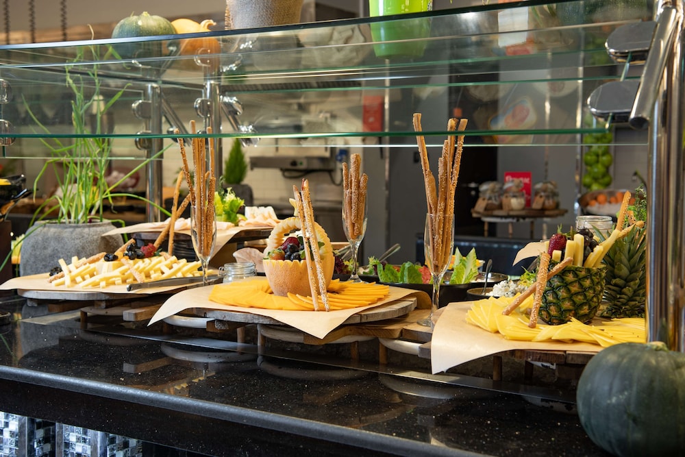 radisson hotel and apartments dammam industrial city