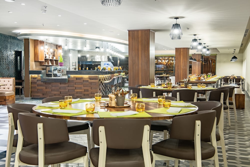 radisson hotel and apartments dammam industrial city