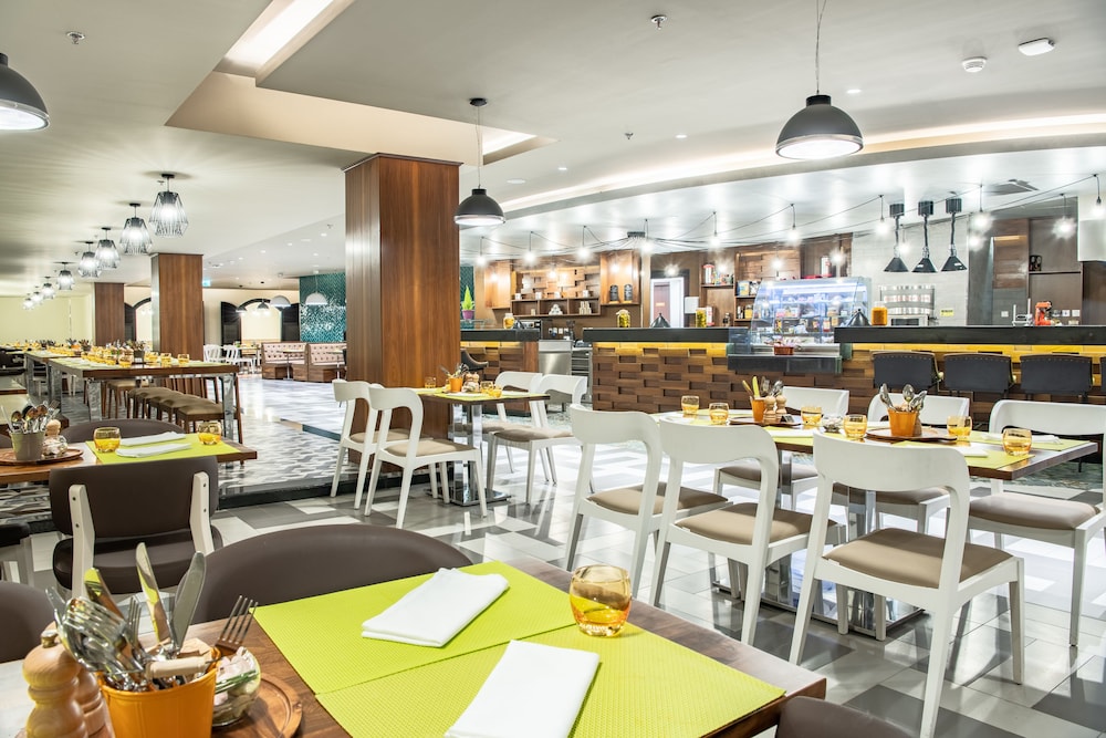 radisson hotel and apartments dammam industrial city